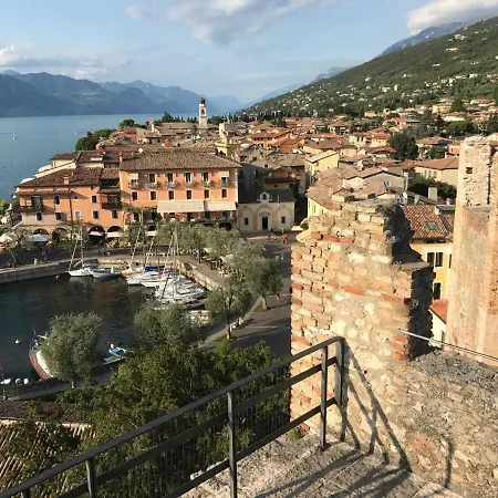 Apartment Romantic Big Terrace Torri Del Benaco