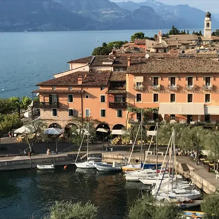 Romantic Big Terrace Torri Del Benaco