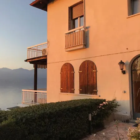 Romantic Big Terrace Apartment Torri Del Benaco