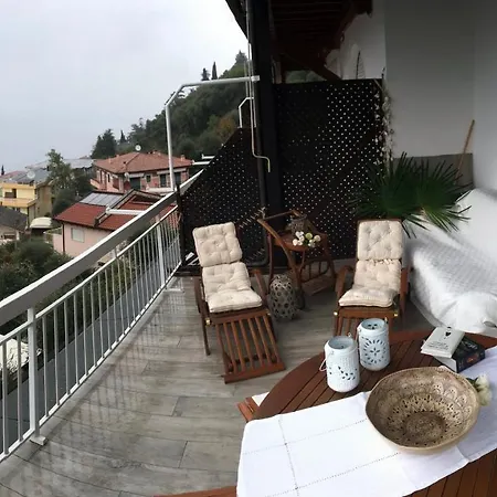 Apartment Romantic Big Terrace